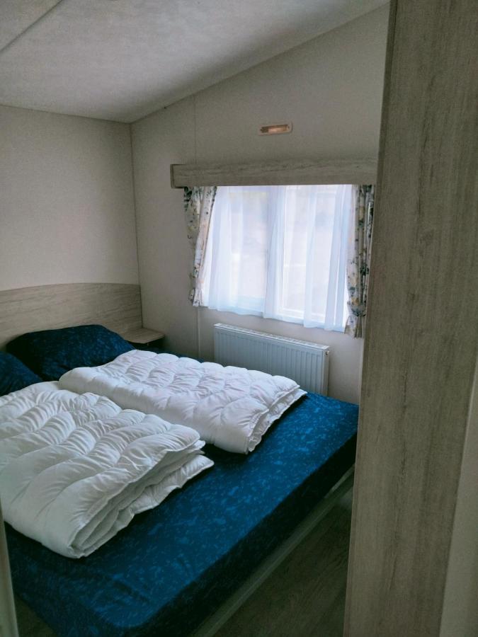 Bj Chalets - De Rug 1 - Vakantiepark Lauwersoog - Luxe Chalet Met Vaatwasser! Vroege Incheck! מראה חיצוני תמונה