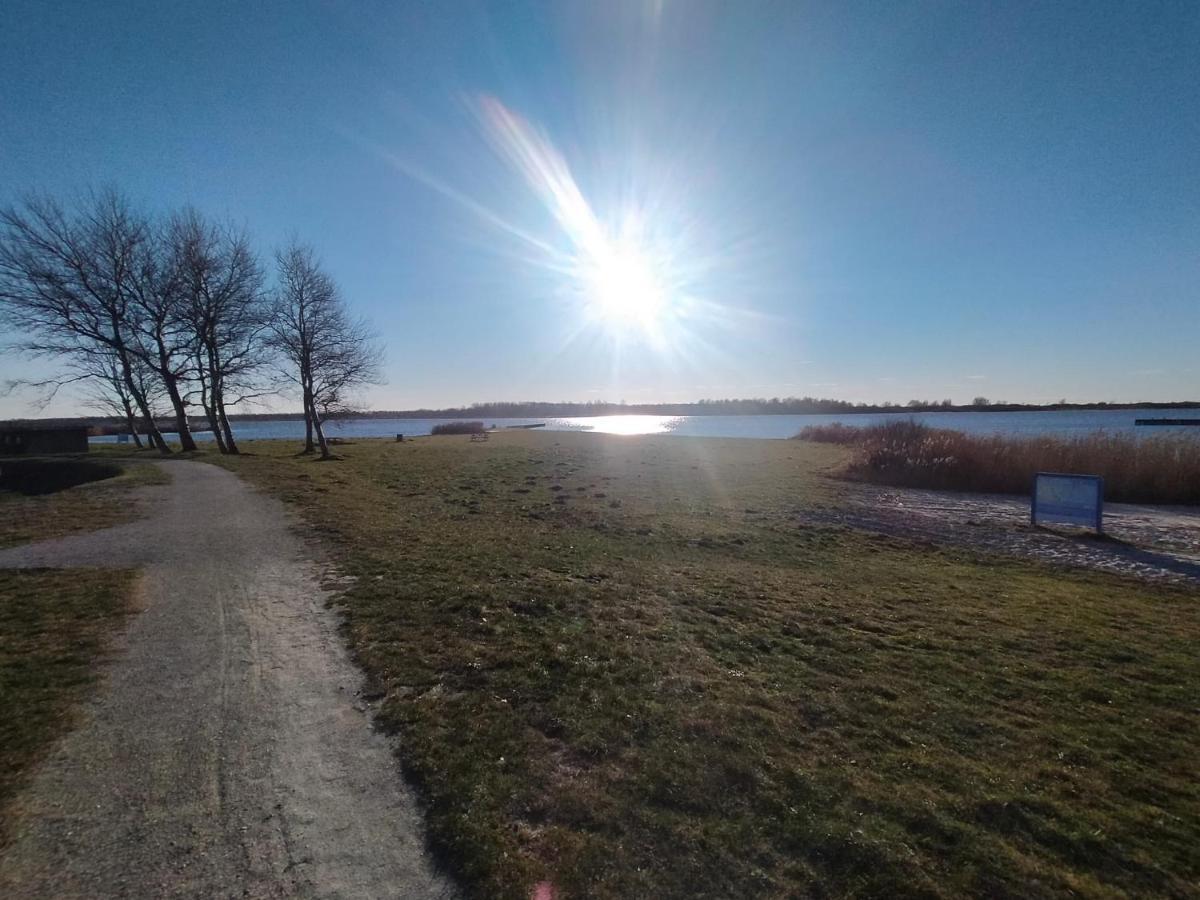 Bj Chalets - De Rug 1 - Vakantiepark Lauwersoog - Luxe Chalet Met Vaatwasser! Vroege Incheck! מראה חיצוני תמונה