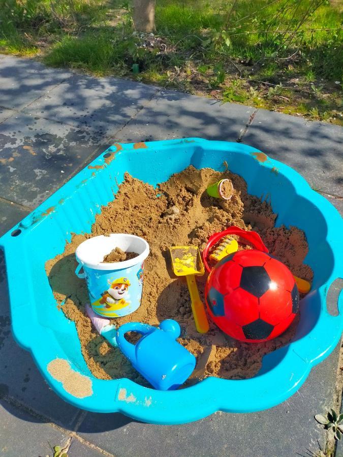Bj Chalets - De Rug 1 - Vakantiepark Lauwersoog - Luxe Chalet Met Vaatwasser! Vroege Incheck! מראה חיצוני תמונה